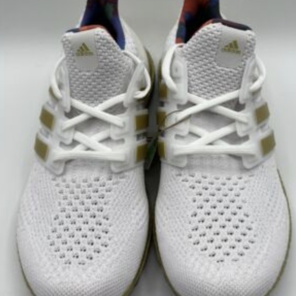 Adidas Women’s Ultraboost 5.0 DNA Running Shoes Size 8.5 MSRP $99.99 Like New - Picture 2 of 6